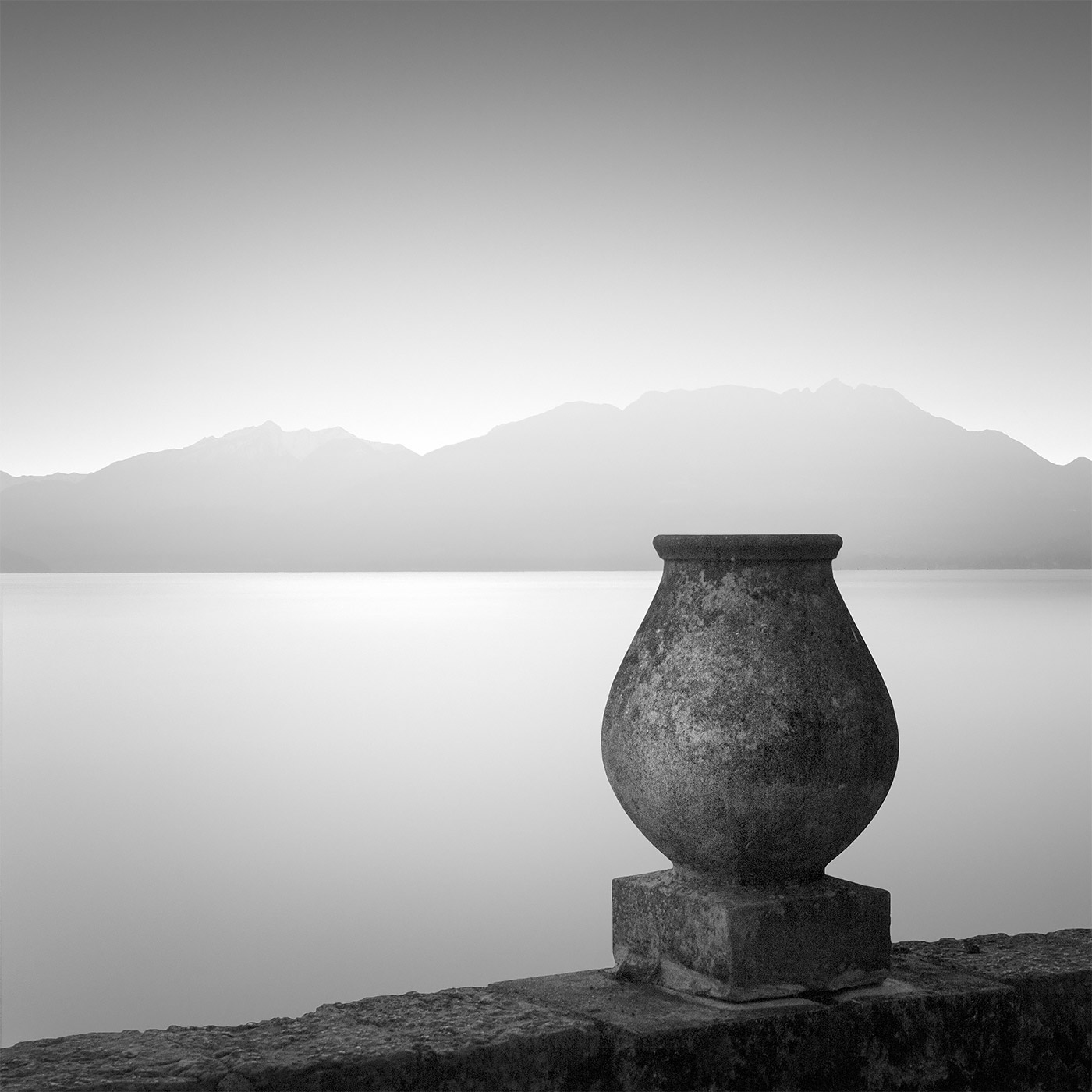 图片[8]-冬季色调：寂静下的湖光黑白照片-Deise