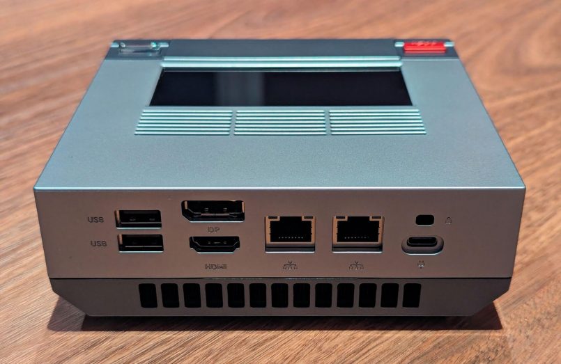 图片[4]-AYANEO AM02 评测：一款受 NES 启发、内置触摸屏的迷你电脑-Hizei | 有料与你有关