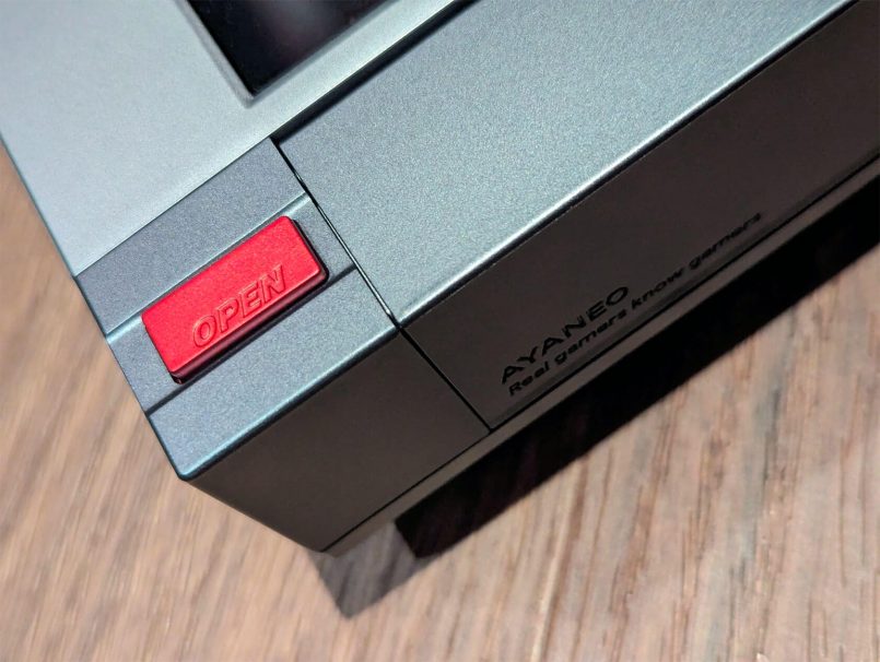 图片[6]-AYANEO AM02 评测：一款受 NES 启发、内置触摸屏的迷你电脑-Hizei | 有料与你有关